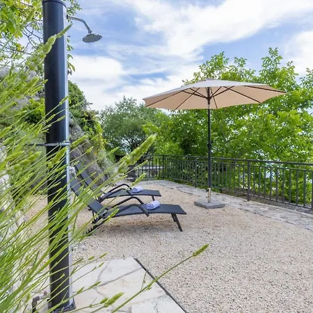 Holiday home Ferienhaus In Veliko Brdo Mit Grill, Garten Und Terrasse *