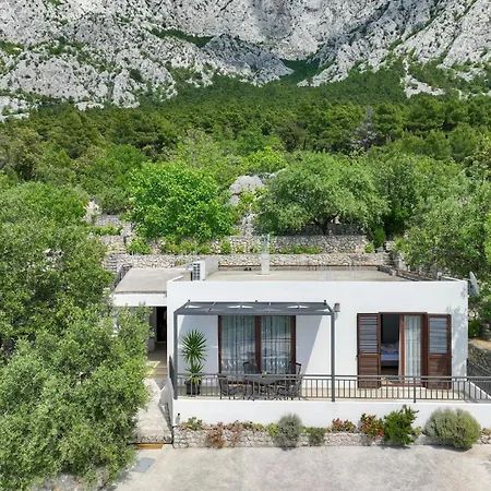 Ferienhaus In Veliko Brdo Mit Grill, Garten Und Terrasse Holiday home Makarska