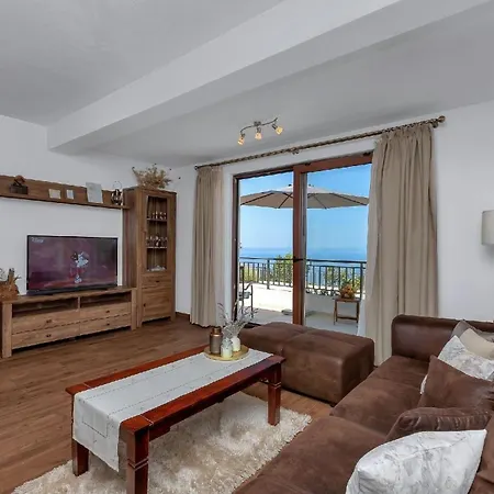 Holiday home Ferienhaus In Veliko Brdo Mit Grill, Garten Und Terrasse